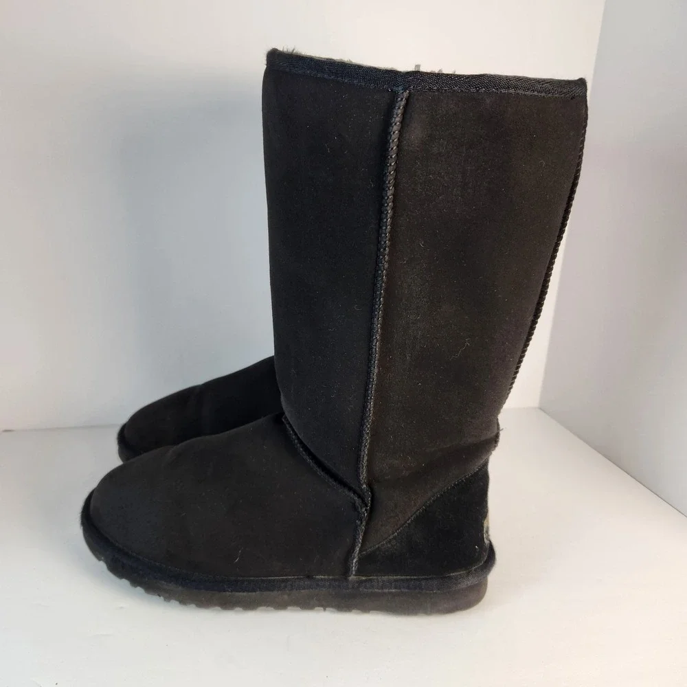 UGG appearance all heel